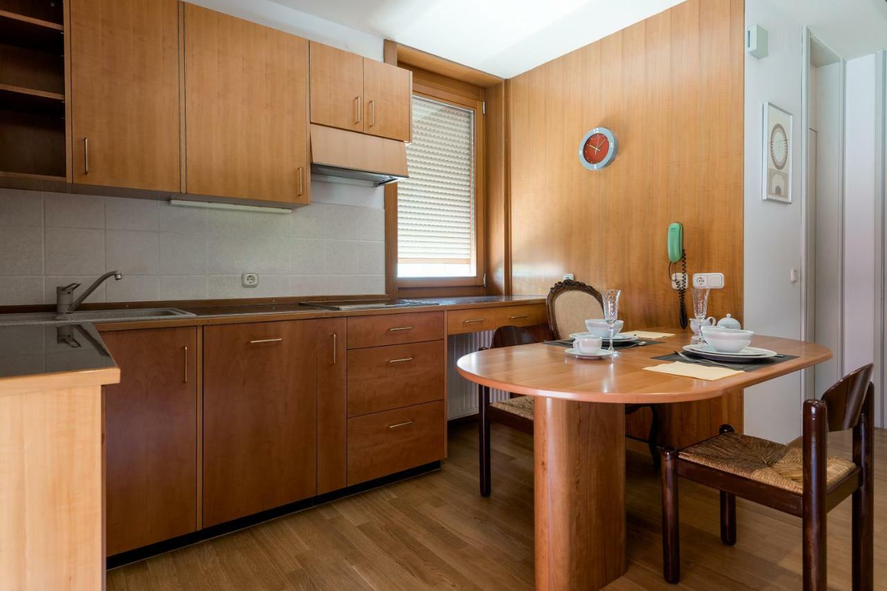 Rozna Dolina Apartment リュブリャナ エクステリア 写真