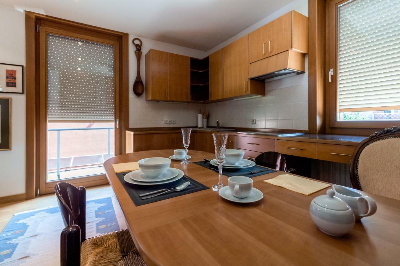 Rozna Dolina Apartment リュブリャナ エクステリア 写真
