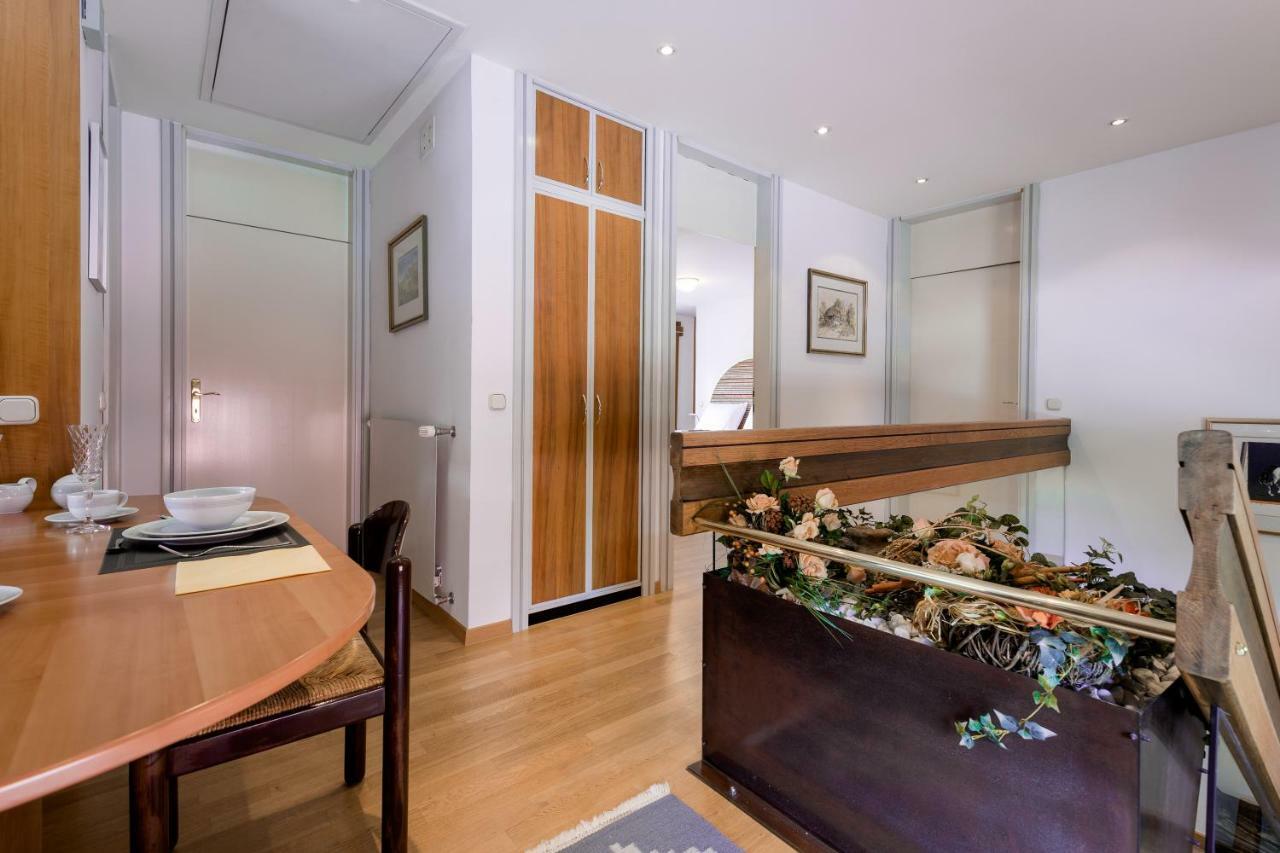 Rozna Dolina Apartment リュブリャナ エクステリア 写真
